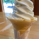 森林ノ牧場 - ジャージー牛乳のソフトクリーム500円(税込)