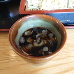 やぶ善 - 薬味を投入。