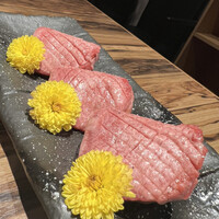 黒毛和牛ヘレ肉専門店 炭火焼肉 りきちゃん 北浜店 - 