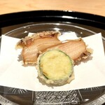 まき村 - 煮鮑の天麩羅 ズッキーニ