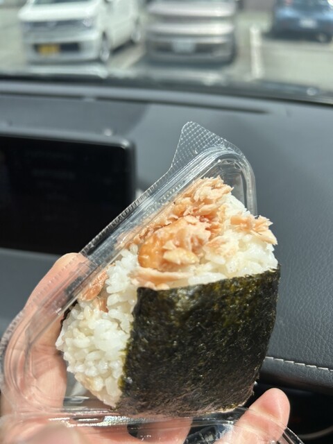 閉店】おにぎり本舗 丸 - 味噌天神前/おにぎり | 食べログ