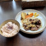 バルバルキッチンアメリ - 八月限定ランチ：国産牛ねぎ塩カルビ(¥1,280)