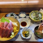 魚健 - まぐろ丼定食　1,550円