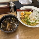 Menya Setsugekka - つけ麺 醤油 中 平打ち麺