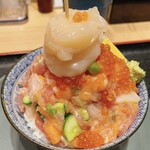 築地 海鮮丼 大江戸 - ほたていただき丼