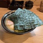 紫蔵 - らーめん並+味付玉子+のり増量