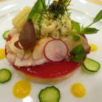 海の幸と旬の野菜のマリネ　ガトー仕立て　ビーツのゼリーとともに