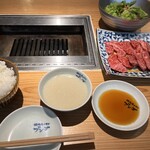 Yakiniku Horumon Bungo - 和牛焼肉定食150g