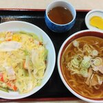 柳の下　末弘軒 - 玉子丼セット