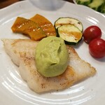 キッチン ブルー グローブ - 反対側から