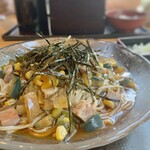 Hakuan - 今週のランチ
                        ・夏野菜あられそば