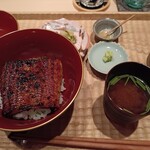 伯雲 - 鰻丼ど～ん！