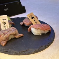 国産熟成焼肉 肉バル ドウラクコリーダ ランドマーク店 - 