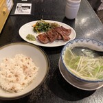 牛タン焼専門店 司 - 牛タン定食