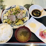 居酒屋 どらら - 料理写真:♪野菜たっぷり豚ぽん定食¥800