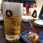匠ダイニング - 生ビール中は黒ラベル399円がハッピーアワーで88円とお通し