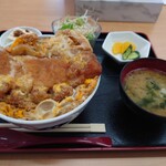 Lunch 六角 - かつ丼(大)