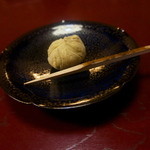 虎屋 壺中庵 - 栗きんとん