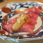 肉亭ふたご iki - 和牛握り寿司～大トロ・雲丹～