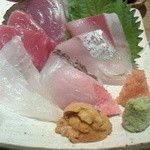 俺の魚を食ってみろ!! - (2013/9/17)お刺身の五種盛り・・・平目、本鮪、鰹、金目、しまあじ、鰤。
