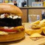 ビルダーズ - マーポー茄子バーガー