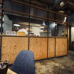 ビルダーズ - 店内