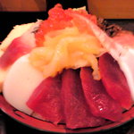 寿司富 - ちらし（すりきり）