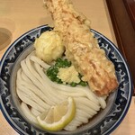 梅田 釜たけうどん - 