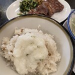 牛タン焼専門店 司 - とろろも追加して