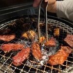 老舗精肉店直送 千種焼肉 飛騨牛の奴隷 - 