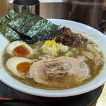 Menya Oto - ...「特製濃厚煮干しそば（1100円）」、かなり上品な味わい。麺は長浜ラーメンのような細麺。。