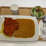 アマラ - タンドリーチキン風カツカリー、ミニサラダ