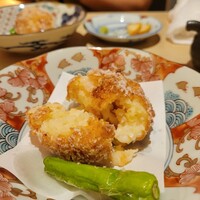 日本酒と和食 花びし - 海老しんじょう。ふわふわ、、、味はしっかりついていた。