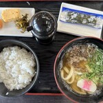 Sukesan Udon Asakawa Ten - 肉うどん定食