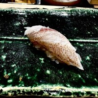 鮨 権左衛門 - 