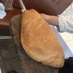 トラットリア フィレンツェ・サンタマリア 南青山店 - 焼きたてパン