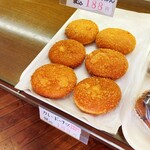 麦畑 - カレードーナッツ188円