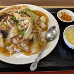 中華料理 華馨園 - 日替わり(中華丼)