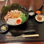 神楽 海老で鯛を釣る麺堂 - 