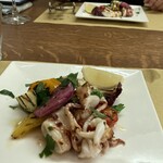 トラットリア カヴァタッピ - 取り分け後、つまり半分でこれくらい