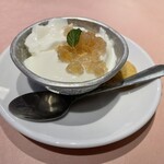 中国料理 旬輝 - 安定の杏仁豆腐