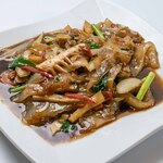 Spicy Drunkard Stir-fried Noodles by Sen'yai