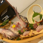 食べるお宿 浜の湯 - 朝食　朝から舟盛り刺身