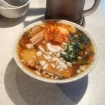 鳥人 - しょうゆキムチトッピング