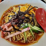 京華 - 冷麺 ハム・キュウリ・卵焼きの基本セットに海苔、さっぱりした味