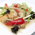 Refreshing stir-fry with white fish and celery: Pla Pak Kun Chai