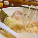 翔鶴 - 啜(すす)ります、啜ります、啜ります。本能の赴くままに啜り続けます。