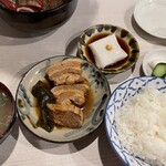 沖縄料理 島 - ジーマーミー豆腐(単品)とラフテー定食