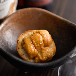 こだわりの「生ウニ」を使った料理は絶品の美味しさ