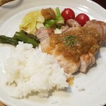 キッチン ブルー グローブ - ２度目のご飯、肉が減りません